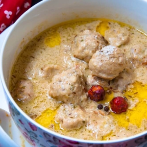 Flavorful Delight: Traditional Chicken Kofta Curry