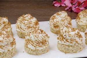 Cocoa & Cream Harmony: A Hazelnut Lover’s Paradise!