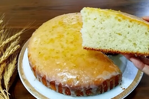 5-Minute Lemon Delight: The 12-Spoon Wonder Cake!
