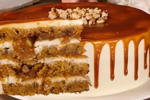 Orange Zest & Walnut Wonder: The Perfect Carrot Cake Unveiled!