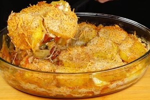 Heavenly Cheesy Potato Gratin: A Comfort Food Delight!