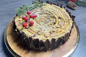 Hazelnut Wonderland: The Ultimate Soft Tree Trunk Yule Log