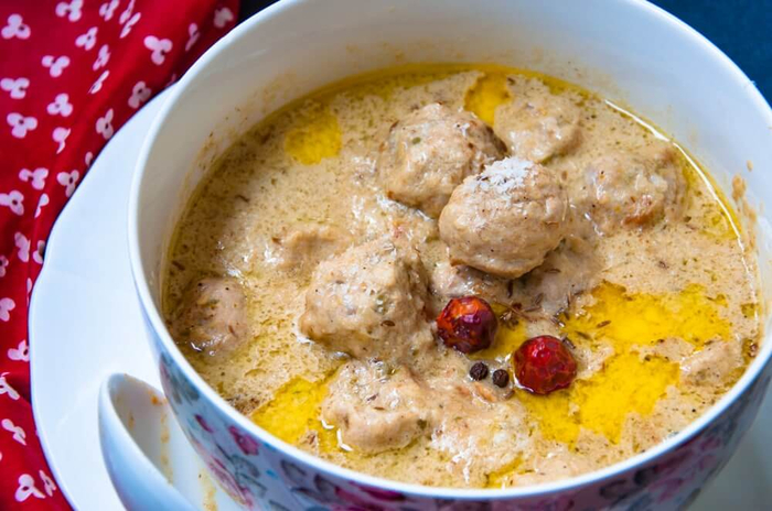 Flavorful Delight: Traditional Chicken Kofta Curry