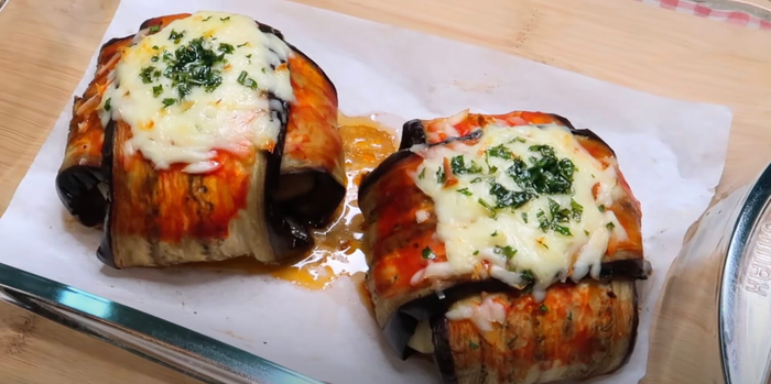 Eggplant Extravaganza: Cheesy Wraps That Wow!
