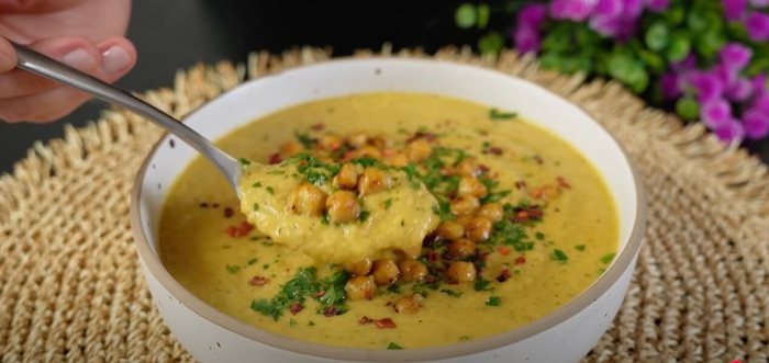 Lose Weight, Love Soup: The 30-Day Chickpea Challenge!