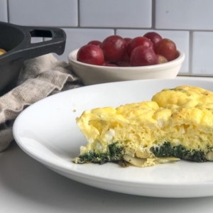Spinach and Artichoke Cottage Cheese Frittata