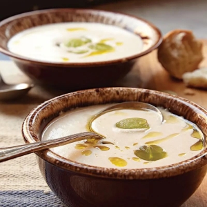 Ajoblanco (Chilled Almond and Garlic Soup)