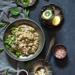 Creamy freekeh with chicken and mushrooms