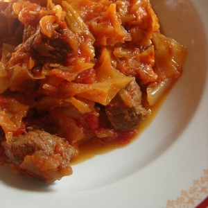 Cabbage Stew with Beef (Etli Kapuska)