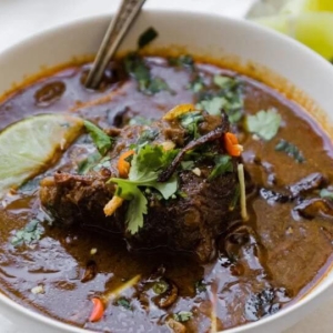 Warm Your Soul with Easy Nihari: A Hearty Pakistani Beef Stew